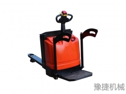 天行在线手机版(大中国区),半岛(中国)
讲述物流搬运车的工作特点